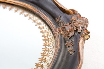 Charger mirror, black frame with golden ornaments