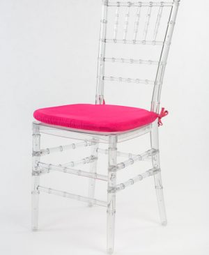 Cojín con cintas color Fucsia