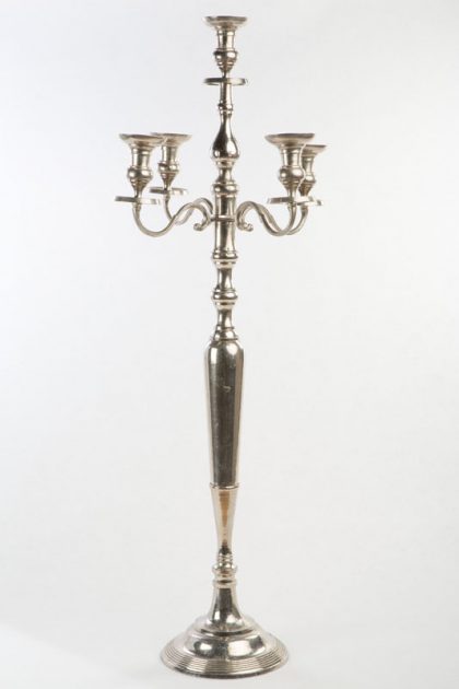 Candelabro clásico plateado de 5 brazos