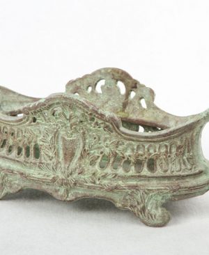 Copa rococó ovalada metal cobre