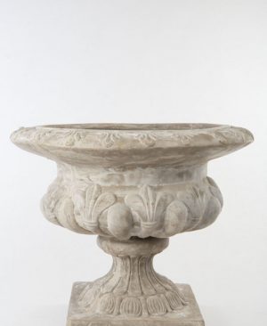 Napolitana garden cup, gray pastel resin