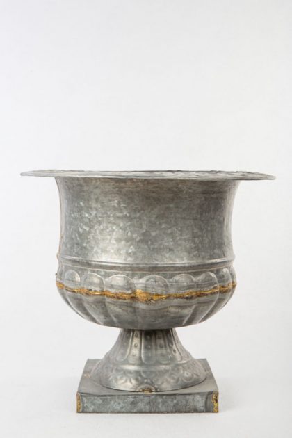 Copa de jardín Estocolmo estaño plateado tamaño pequeño