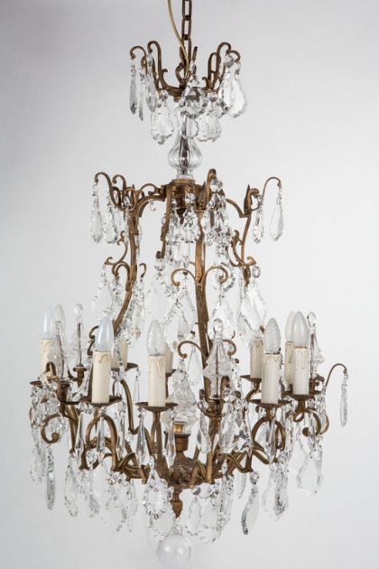 Chandelier o lámpara de araña de latón