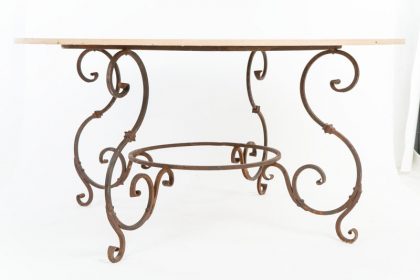 Mesa de jardín pie de forja y tapa de madera