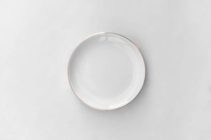 Plato de pan - Porcelana blanca filo dorado
