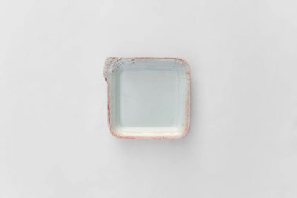 Plato de pan de loza turquesa